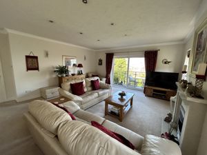 Photo 6- click for photo gallery